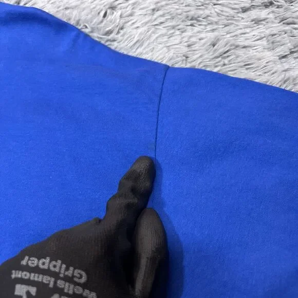 Disney Adult Shirt XXL Blue White Hanes Disneyland Resort 2011 Pullover Tee Mens - Picture 4 of 7